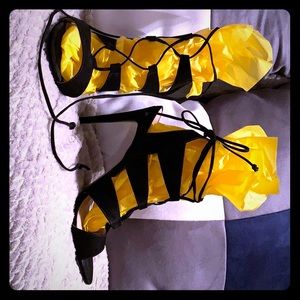 Steve Madden black suede heels